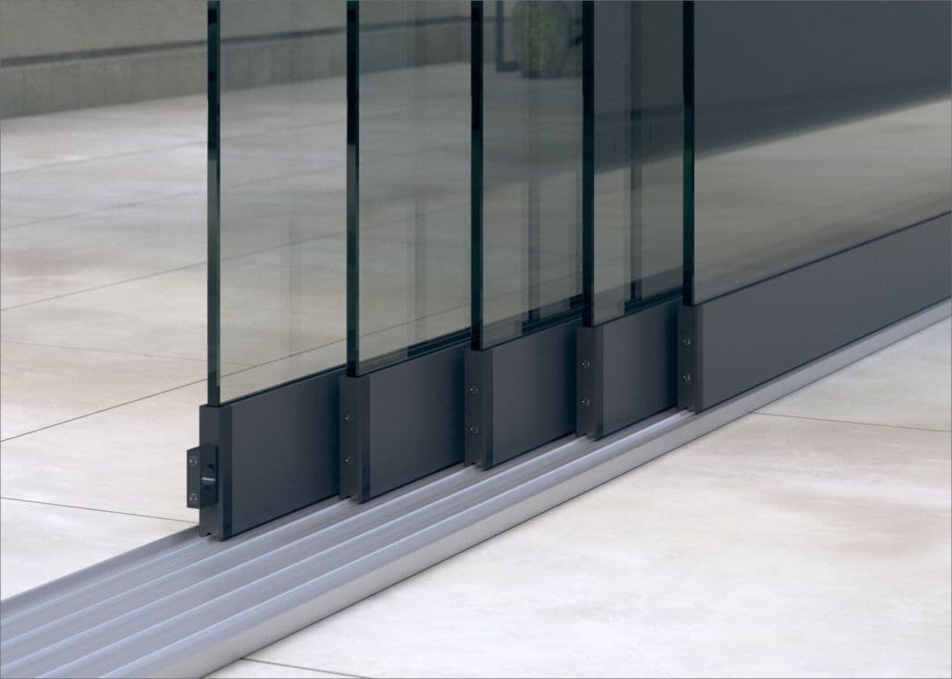 Profiline Glasschiebewand (5 spurig) - 01 profiline schiebewand anthrazit 5spurig verasol 4 - pl-gsw-5sp-5500-antr