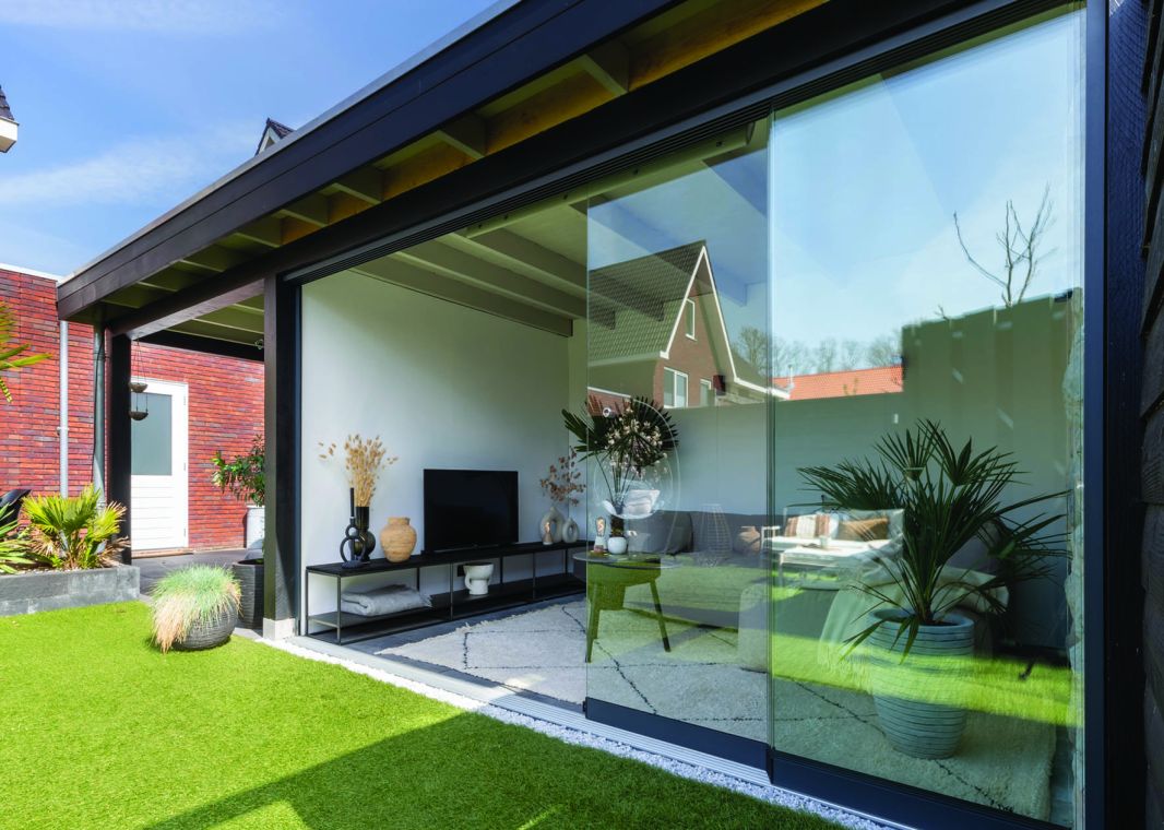 Profiline Glasschiebewand (4 spurig) - 03 profiline schiebewand anthrazit 4spurig verasol 1 - pl-gsw-4sp-3000-antr